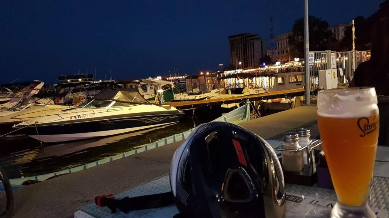 Solaria House Hotell Năvodari Eksteriør bilde